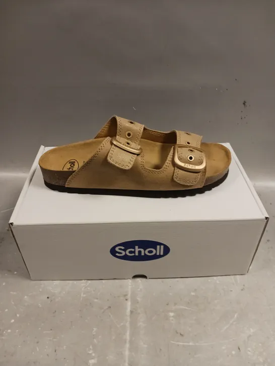 BOXED PAIR OF SCHOLL LEATHER SOFTSTEP OPEN TOE SHOES - 6