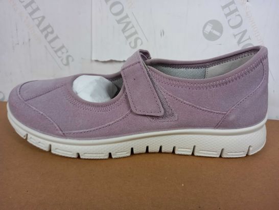 BOXED PAIR OF HOTTER SHOES (LILAC), SIZE 4.5 UK