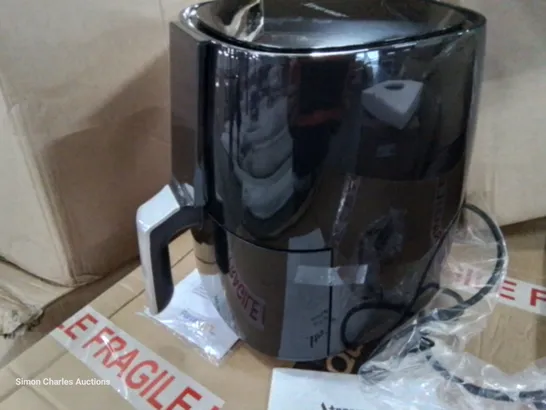 BRAND NEW BOXED ATRAVESAR ZNC261EA-K AIR FRYER