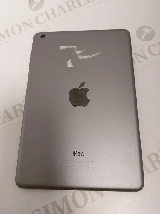 APPLE IPAD MINI 4 (MODEL A1538)