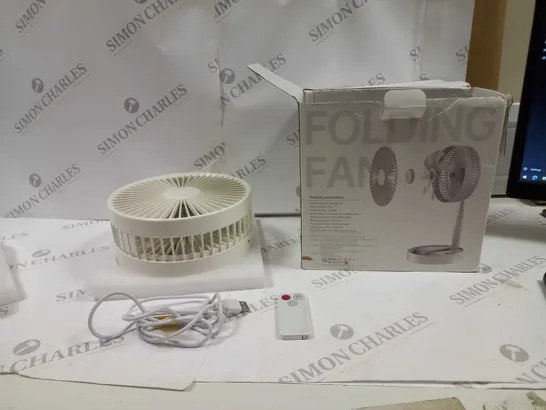 BOXED WHITE FOLDING FAN 