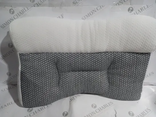 GOOD SLEEP SUPPORT PILLOW IN WHITE/GREY