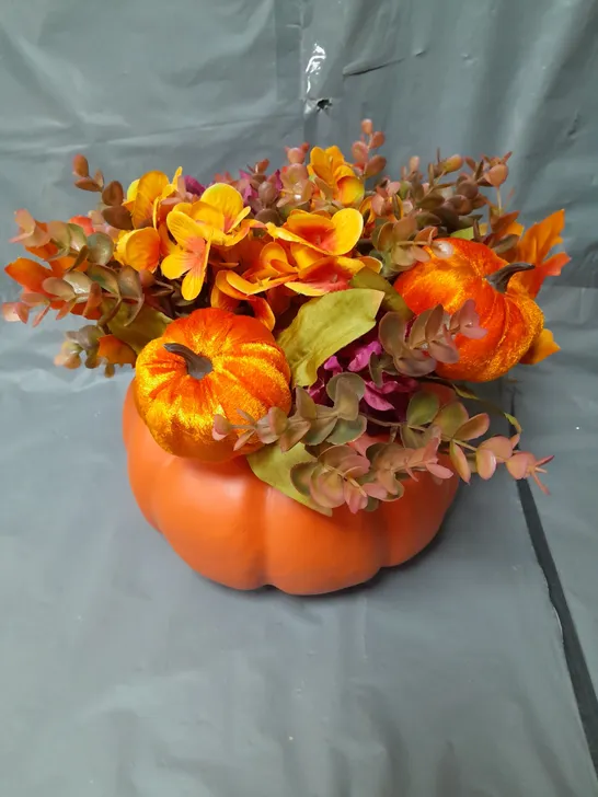 AUTUMN PUMPKIN TABLE CENTERPIECE RRP £25.99