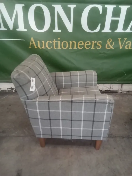 QUALITY DESIGNER ARCHIE ARMCHAIR - FABRIC 