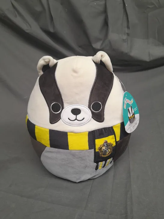 ORIGINAL SQUISHMALLOWS HUFFLEPUFF BADGER