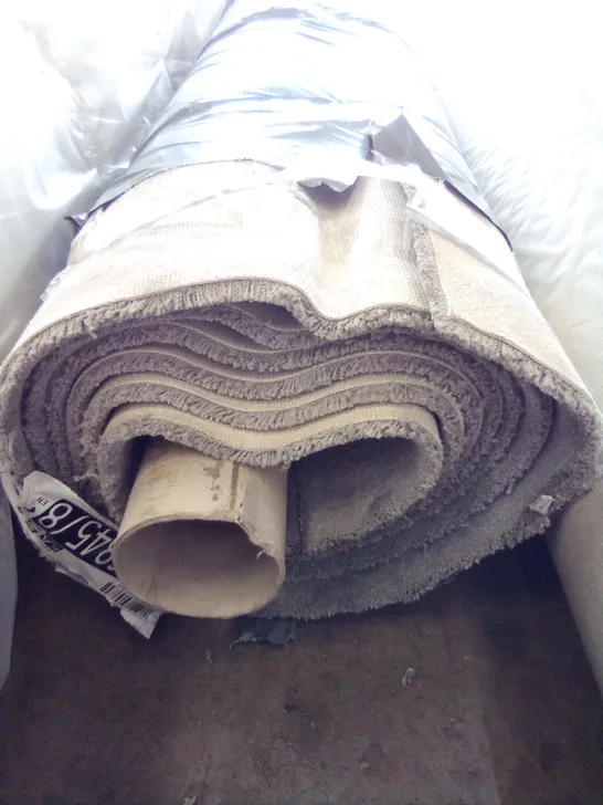 ROLL OF QUALITY EC HEARTLAND ULTRA STANKLYN CARPET 5.4*4M