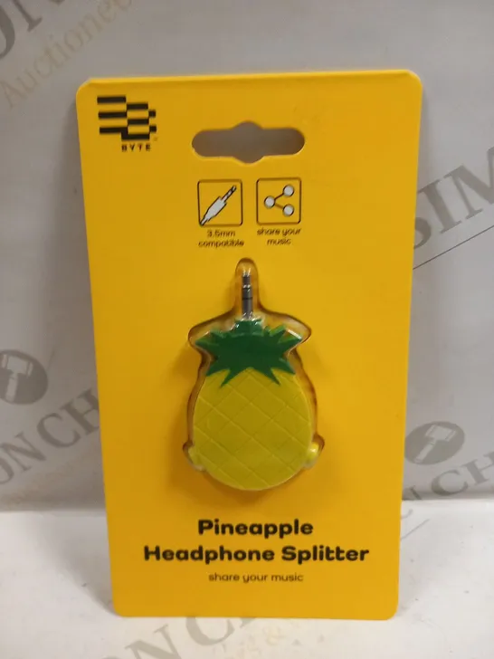 8 BYTE PINEAPPLE HEADPHONE SPLITTERS