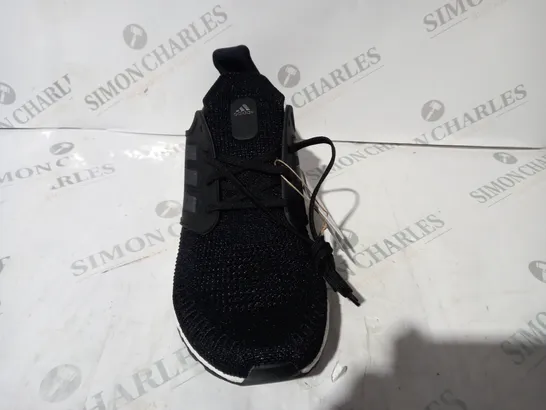 PAIR OF ADIDAS ULTRABOOST 20 SHOES IN BLACK UK SIZE 10