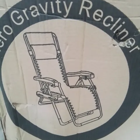 BOXED ZERO GRAVITY RECLINER CHAIR/LOUNGER