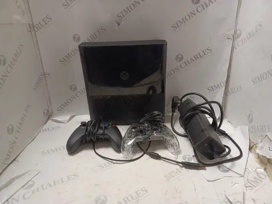 XBOX 360 CONSOLE WITH 2 GAMING PADS