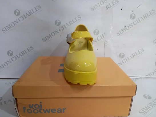 KOI FOOTWEAR TIRA MARY JANES SUNSHINE YELLOW EDITION - EU 38