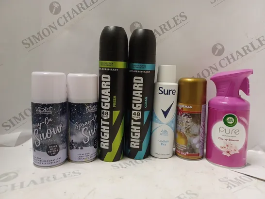 APPROXIMATELY 15 ASSORTED AEROSOLS TO INCLUDE RIGHT GUARD DEODORANT, AIR WICK CHERRY BLOSSOM SPRAY, GOLD SPRAY PAINT, ETC - COLLECTION ONLY