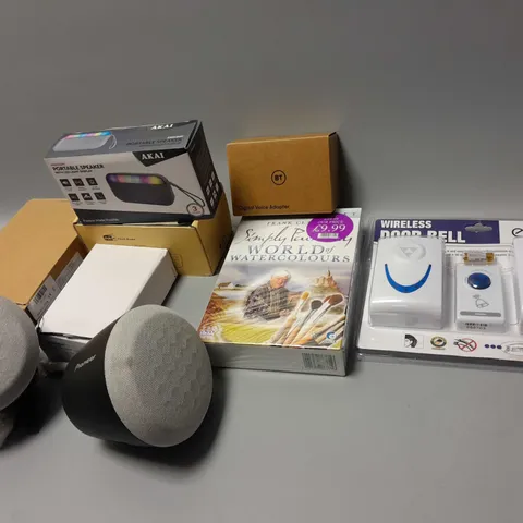 LOT OF HOUSEHOLD ITEMS TO INCLUDE AKAI PORTABLE SPEAKER WITH LED LIGHT DISPLAY, ETC