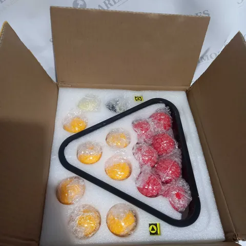 BOXED SNOOKER BALLS, CHALK AND PLASTIC TRIANGLE