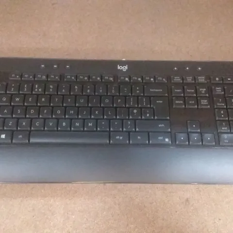 LOGITECH MK540 WIRELESS KEYBOARD