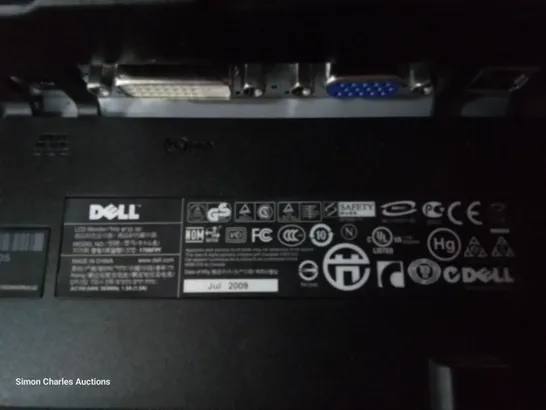 DELL LED DESK TOP MONITOR WITH STAND