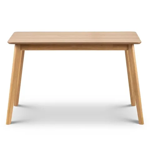 BOXED CHUMBLEY 118cm SOLID OAK DINING TABLE