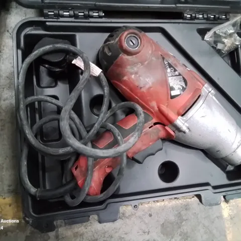 BOXED CLARKE CEW1000 1/2" DRIVE 450NM IMPACT WRENCH (230V) BACK TO PRODUCT LIST