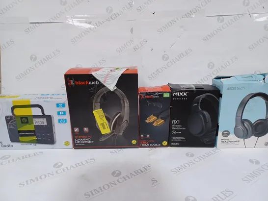 BOX OF APPROX 20 ASSORTED ITEMS TO INCLUDE -PORTABLE AM/FM RADIO - BLACKWEB GAMING HEADSET - BLACKWEB 3.6M HDMI CABLE ECT