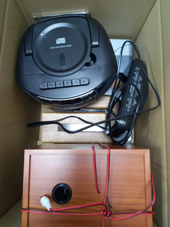 BOX OF APPROXIMATELY 5 BUSH ITEMS TO INCLUDE ALARM, CD PLAYER, BOOMBOX SPEAKER ETC