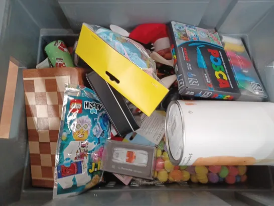 BOX OF APPROX 20 ASSORTED TOYS TO INCLUDE - LEGO HIDDEN SIDE J.B - POSCA PENS - MERI MERI STACKING BUNNIES ECT