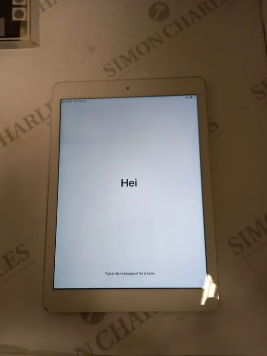 APPLE IPAD A1474