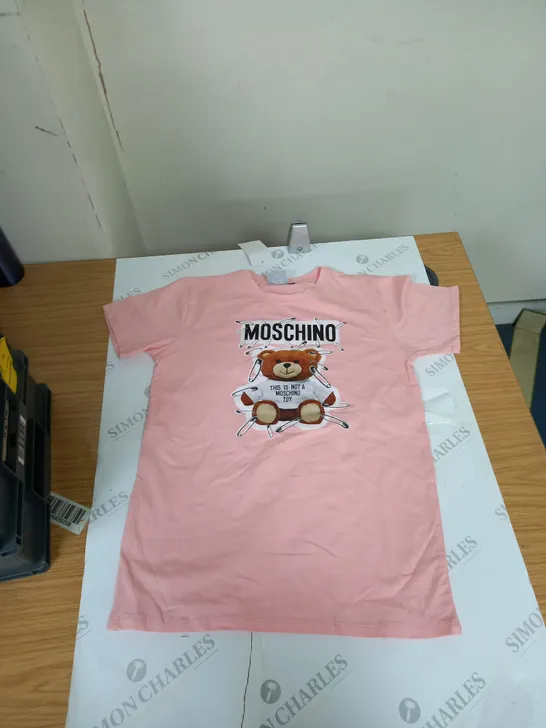 PINK MOSCHINO T-SHIRT SIZE 17.6