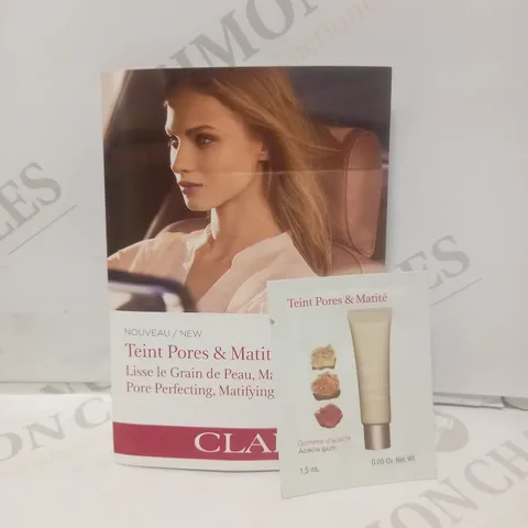 BOX TO CONTAIN APPROX. 250 X CLARINS PORE PERFECTING MATTIFYING FOUNDATION SAMPLES - 1.5ML 