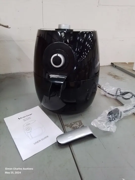 BOXED ATRAVESAR ZNC351A-K AIR FRYER IN BLACK