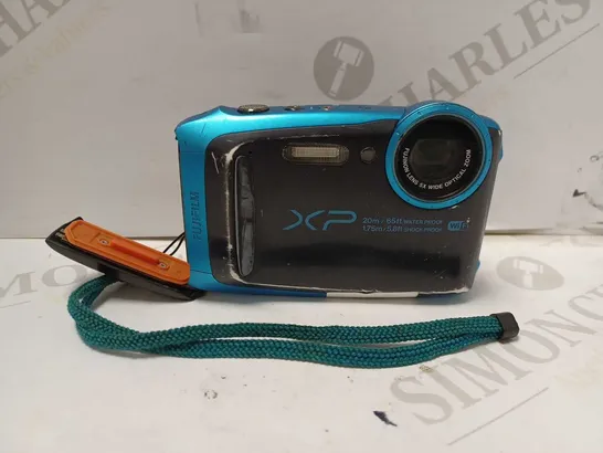 FUJIFILM FINEPIX XP120 CAMERA