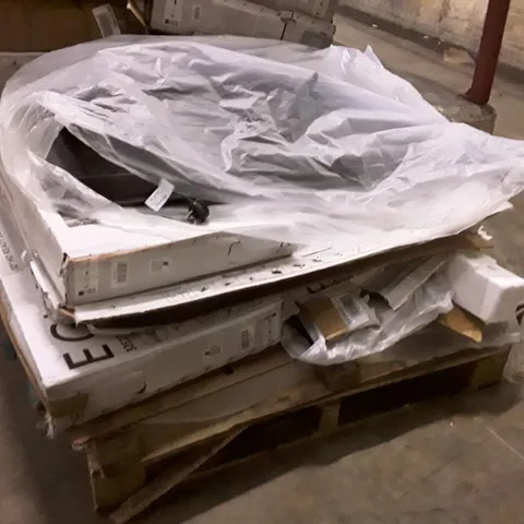 PALLET CONTAINING APPROXIMATELY 5 ASSORTED TVS