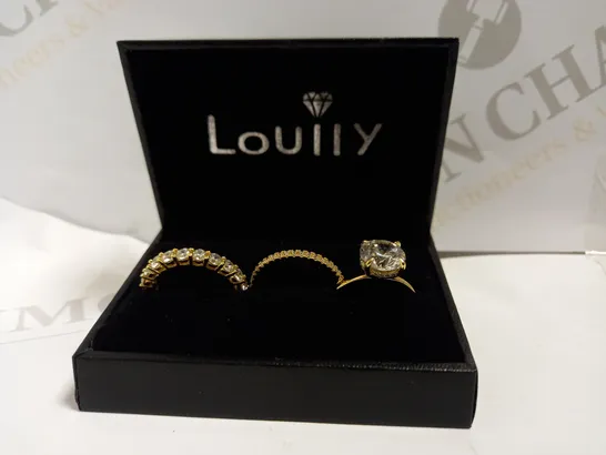 LOT TO CONTAIN A SET OF 3 LOULLY RINGS 