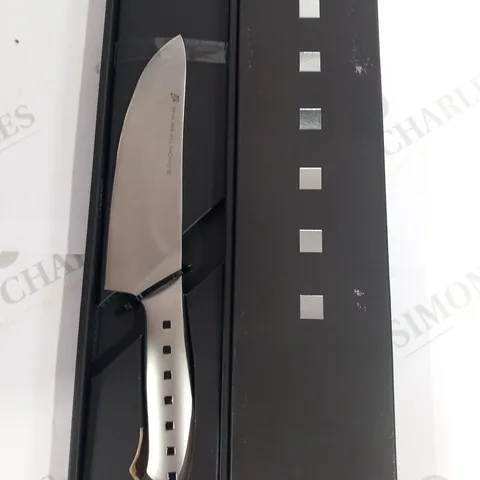 BRAND NEW BOXED SHA RA KU MONO MOLYBDENUM VANADIUM STEEL FJ-13 17CM DEBA KNIFE