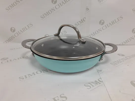 COOKS ESSENTIAL PAN IN PASTEL BLUE 20CM 