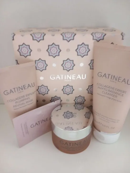 BOXED GATINEAU PARIS GIFT SET