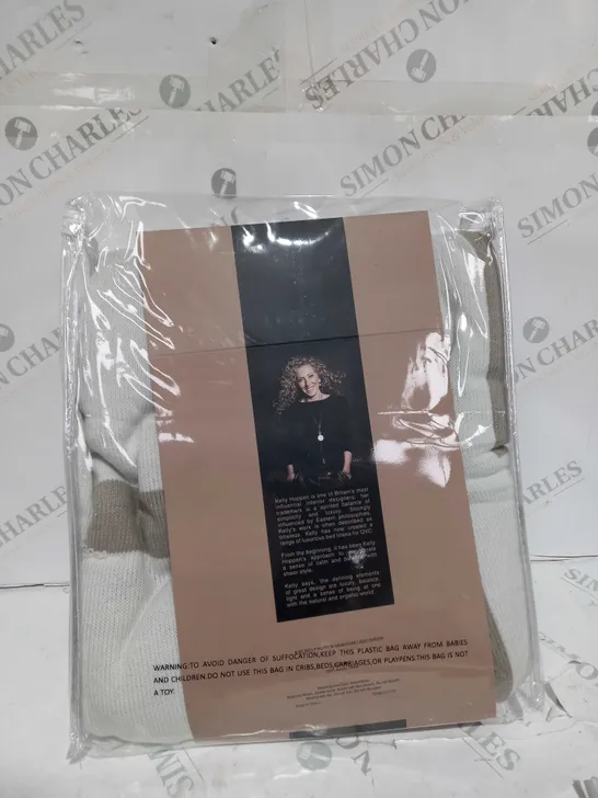 K BY KELLY HOPPEN SIGNATURE LOGO THROW 4492338Simon Charles Auctioneers