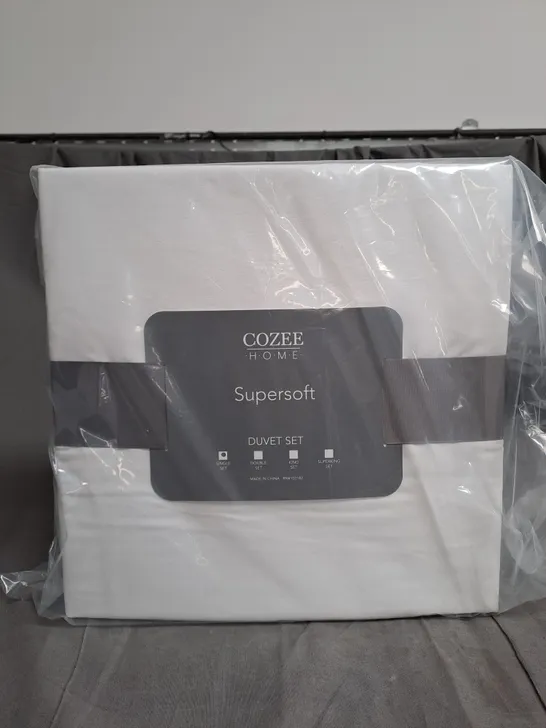 COZEE HOME SUPERSOFT WHITE DOUBLE DUVET SET - SINGLE