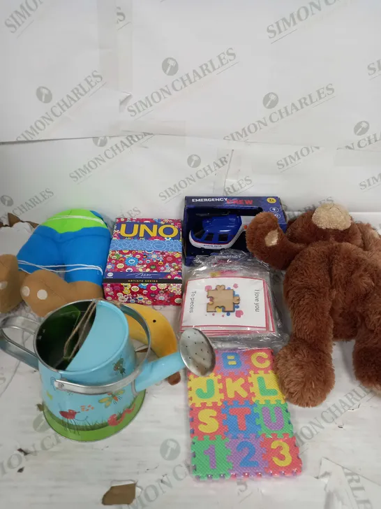 LARGE BOX OF ASSORTED TOYS AND GAMES TO INCLUDE TEDDIES, FANCY DRESS AND FOAM MATS