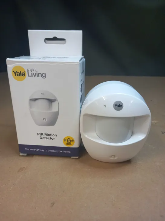 YALE PIR MOTION DETECTOR