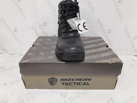 BOXED PAIR OF SKETCHERS WATERPROOF BOOTS IN BLACK SIZE 9