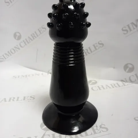 SUCTION CUP BASE ANAL PLUG 7"