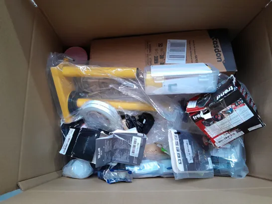 LARGE BOX OF ASSORTED HOUSEHOLD ITEMS TO INCLUDE LIGHT BULBS, SMOKE ALARM AND RESPIRATOR MASK