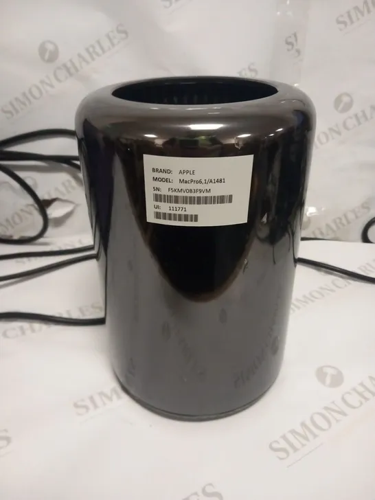 APPLE MAC PRO 6.1 A1481 DESKTOP COMPUTER