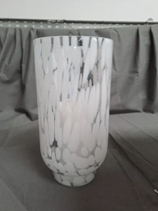 JM BY JULIEN MACDONALD HURRICANE VASE AND WAX LED CANDLE