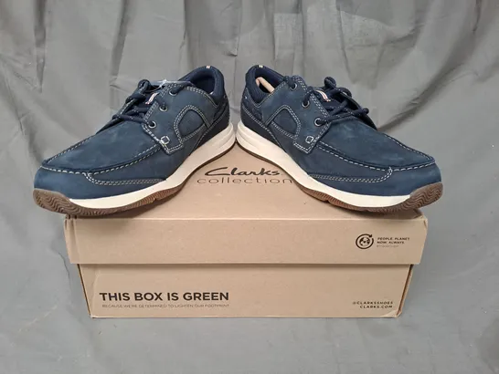 BOXED PAIR OF CLARKS SAILVIEW LACE SHOES IN NAVY UK SIZE 9