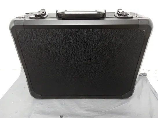 MARSHALL EQUIPMENT CASE