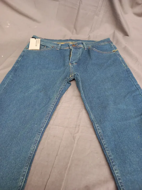 BURBERRY LIGHT DENIM JEANS - W36 30L