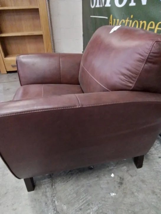 DESIGNER CHESNUT LEATHER EASY CHAIR