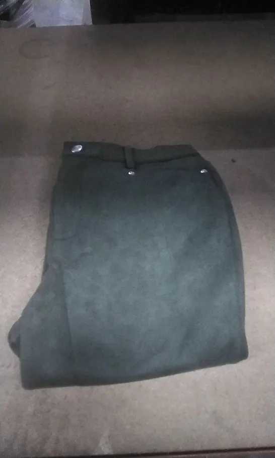 PACKAGED LADIES PANTS SIZE UK 10 - GREEN