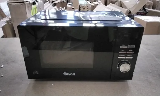 SWAN 700W MANUAL MICROWAVE - BLACK RRP £64